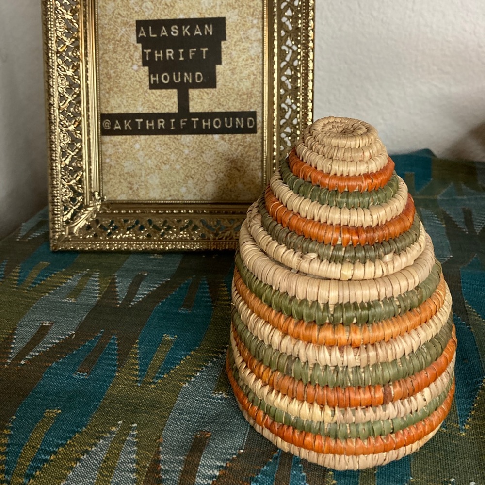 Vintage, native Alaskan, small handwoven grass basket with lid